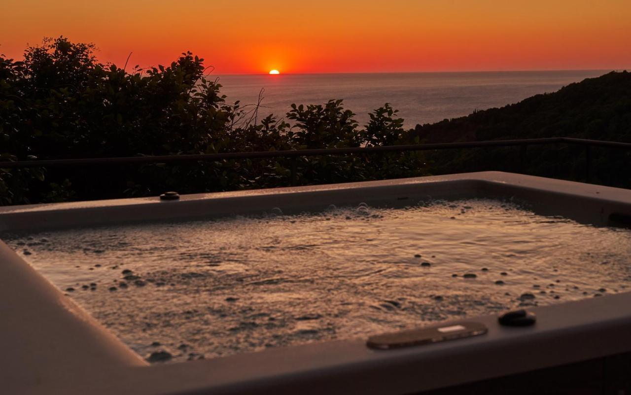 Sunrise Garden Hills Apartment